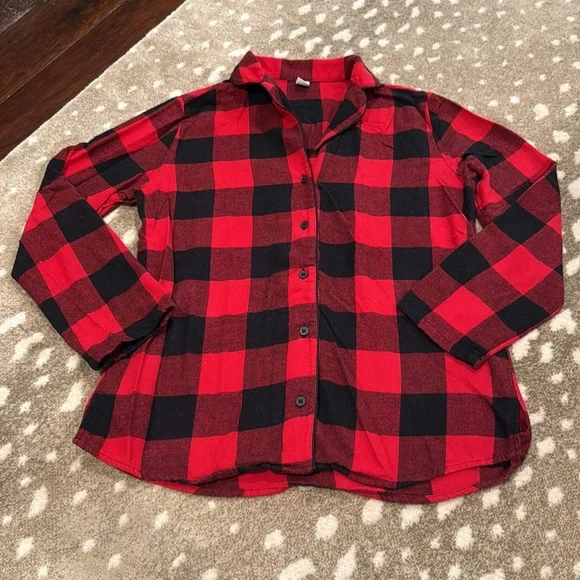 Old Navy Women’s Red and Black Check Pajama Set. Size XS - Picture 3 of 9